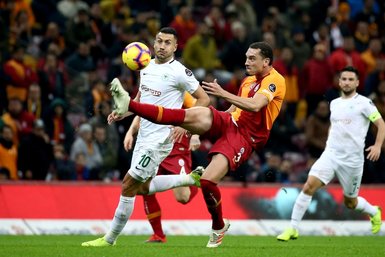 Galatasaray’a transfer müjdesi!