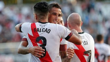 Radamel Falcao şov sürüyor!