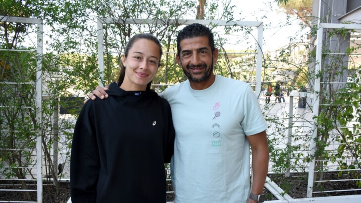 Milli tenisçi Zeynep Sönmez'in Tunuslu başantrenörü Jellali, oyuncusuna güveniyor!