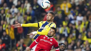 Fenerbahçe - Sivasspor maçında penaltı kararı!