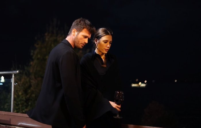 aile-18-bolum-izle-show-tv-aile-son-bolum-izle-1698734500596.jpg