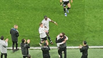Dolmabahçe'de istifa sesleri!