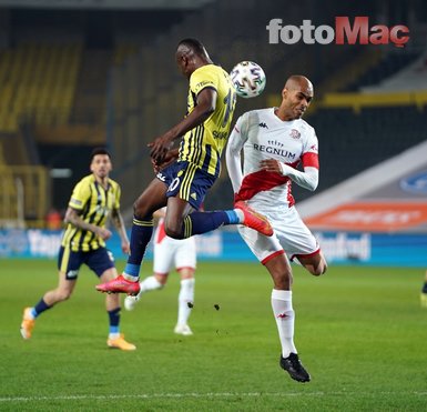 Son dakika spor haberi: Fenerbahçe-Antalyaspor maçında Erol Bulut çılgına döndü! İşte kare kare o anlar...
