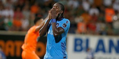 Talihsiz Hugo Rodallega