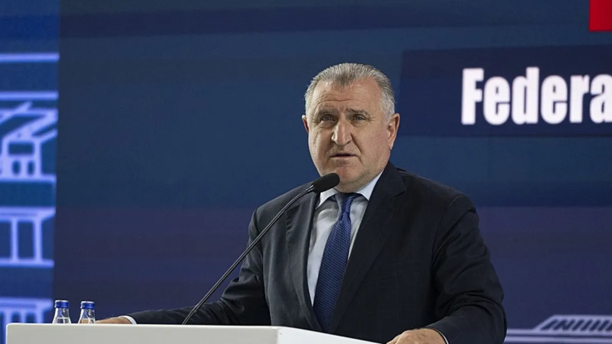 Bakan Bak’tan Görme Engelliler Futbol Milli Takımı’na tebrik