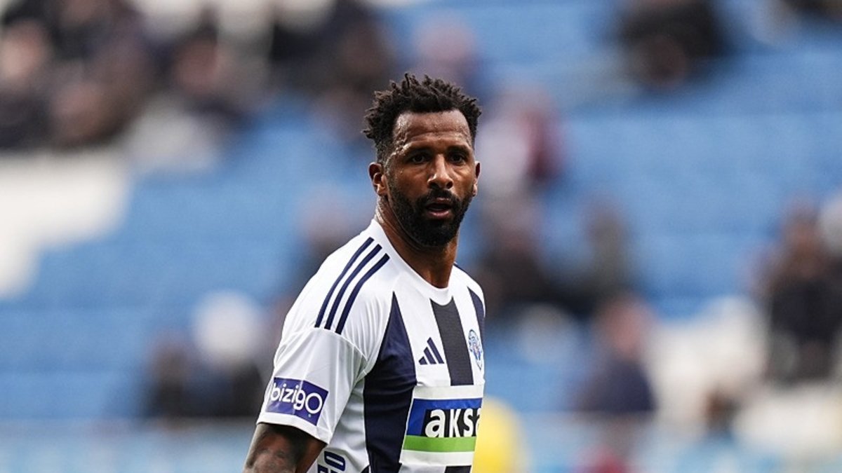 Paşalı Cafu’ya 2 maç ceza