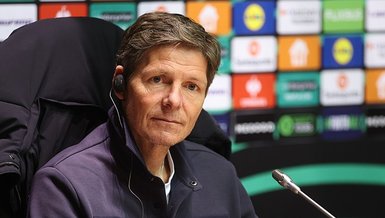 Oliver Glasner sürprizi