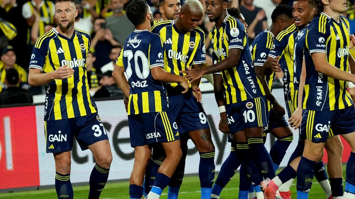 Fenerbahçe'den dev operasyon! İşte Kanarya'nın ocak ayındaki ilk transferi