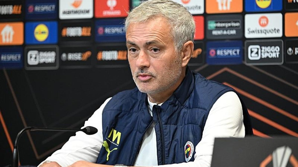 FENERBAHÇE HABERLERİ | UEFA Avrupa Ligi'nden Jose Mourinho paylaşımı