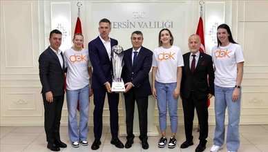 Mersin’den Vali Toros’a ziyaret