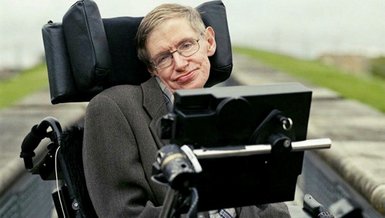 STEPHEN HAWKING KİMDİR? Stephen Hawking'in hastalığı ne? Stephen Hawking ne zaman öldü? Stephen Hawking hayatı Stephen Hawking kitapları