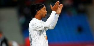 Ronaldinho yalanlaması