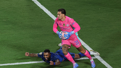 Ederson ilk sırada