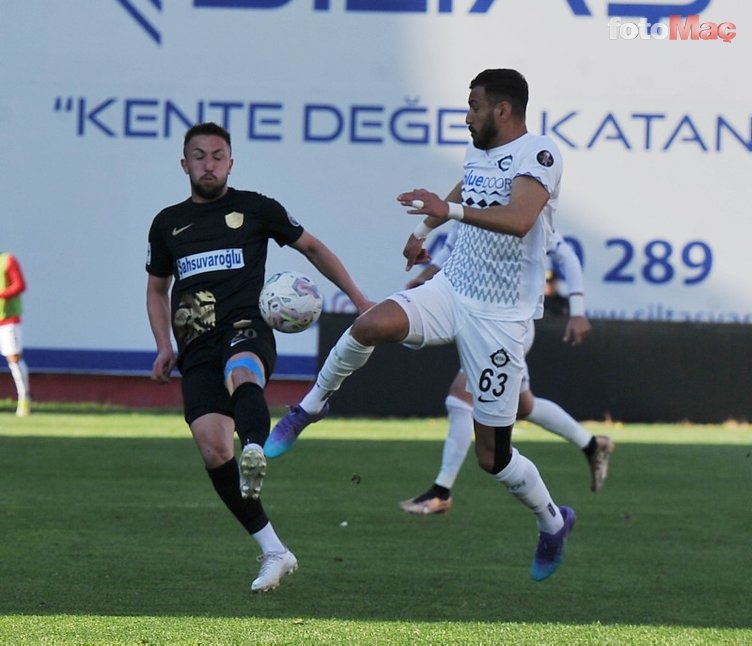 Erzurumspor FK - Altay maçında ilginç anlar! Hakem maçı bitirdi futbolcuları geri çağırdı