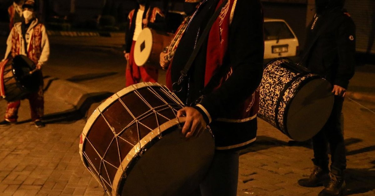 Sahurda Ramazan davulcusu olacak mı? 2022'de ramazan davulcuları çalışacak mı? - Son dakika Haberler haberleri - Fotomaç