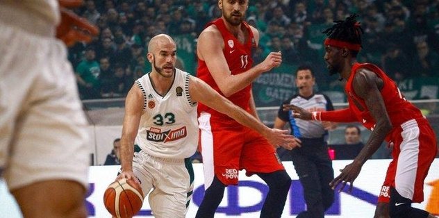 Panathinaikos - Olympiakos maçı yarıda kaldı