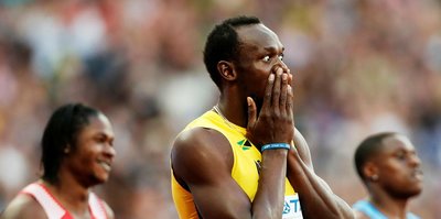 Usain Bolt son 100 metre yarışını kaybetti