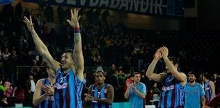 Trabzon şov: 100-81
