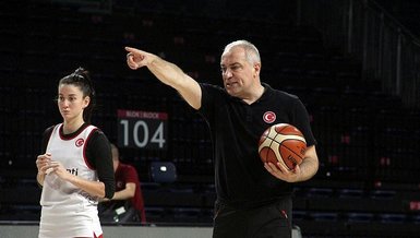 BASKETBOL HABERLERİ | A Milli Kadın Basketbol Takımı'nda Ekrem Memnun dönemi!