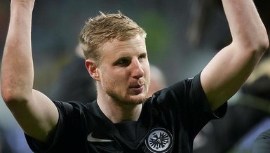 29 yaşında futbolu bıraktı