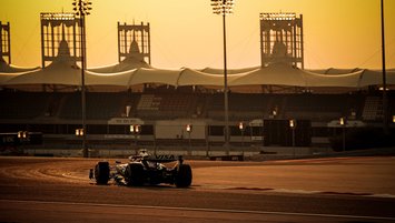 F1'de heyecan Bahreyn'de başlıyor