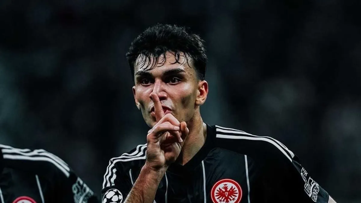 Fenerbahçe yönetimi Can Uzun için Almanya'ya uçacak! Transfer formülü ortaya çıktı