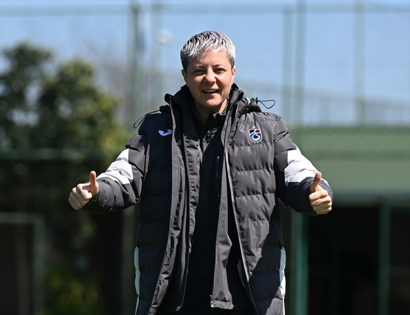 trabzonspor-kadin-futbol-takimi-5-yilin-en-basarili-performansini-bu-sezon-sergiledi-1777374089588.jpg