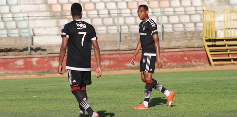 ‘Amokachi’ler topbaşı yaptı