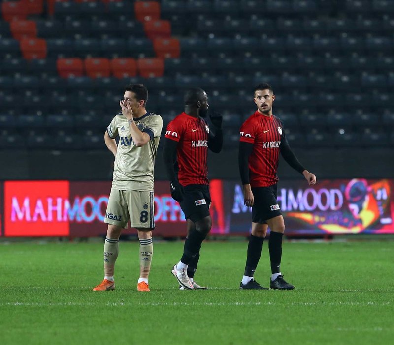 gaziantep-fk-fenerbahce-maci-ne-zaman-saat-kacta-ve-hangi-kanalda-muhtemel-11ler-1761545444467.jpeg Gaziantep FK-Fenerbahçe maçları