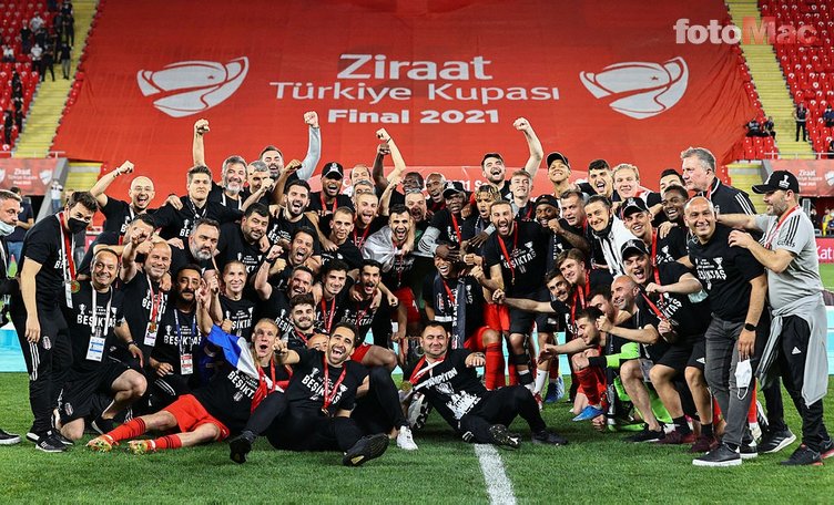Son dakika spor haberi: Beşiktaş'a transfer akını! Adem Ljajic ve Domagoj Vida'yı istiyorlar...