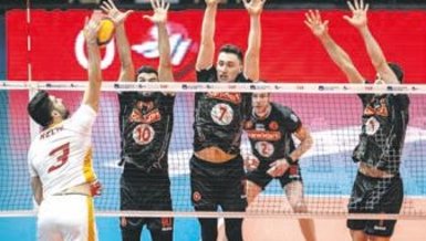 aslan ilk maci kaybetti 2 3 fotomac