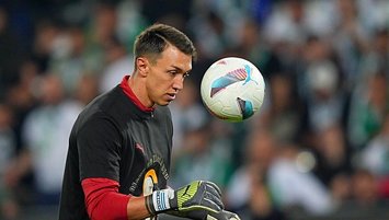 Penarol’den Muslera mesajı