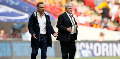 Carlos Carvalhal kovuldu!