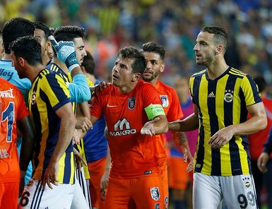 Fenerbahçe - Başakşehir yazar yorumları