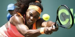 Serena Williams liderliği bırakmıyor