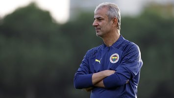 Fenerbahçe'de İsmail Kartal: Camia olarak bütün olduk!