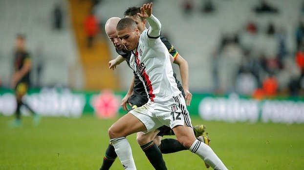 Can Bozdoğan parladı