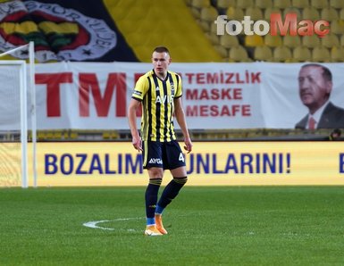 Son dakika spor haberleri: Konyaspor Fenerbahçe maçına Attila Szalai damgası! Sosyal medyayı salladı