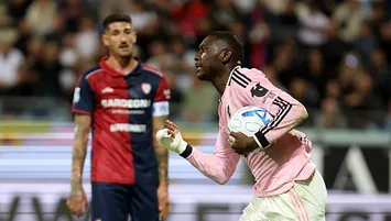 Juventus, Cagliari engelini geçemedi!