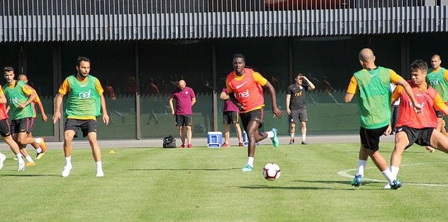 Galatasaray günü çift antrenmanla tamamladı