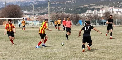Üç dakikalık maça bir gol sığdırdılar!
