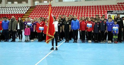 Anadolu Yıldızlar Ligi Salon Hokeyi Türkiye Şampiyonası