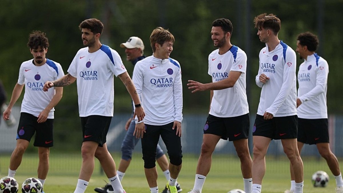 Fenerbahçe'den savunmaya bir aday daha! Galatasaray'ın da transfer gündemindeydi