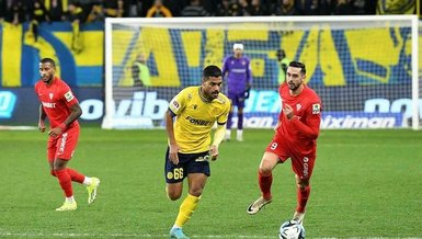 Silva imzaya geliyor