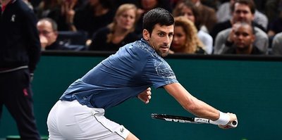 Australian Open: Top seed Djokovic beats Tsonga