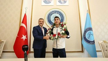 Türkiye’nin 100 akı