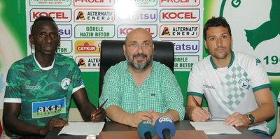 Giresunspor'dan çifte imza