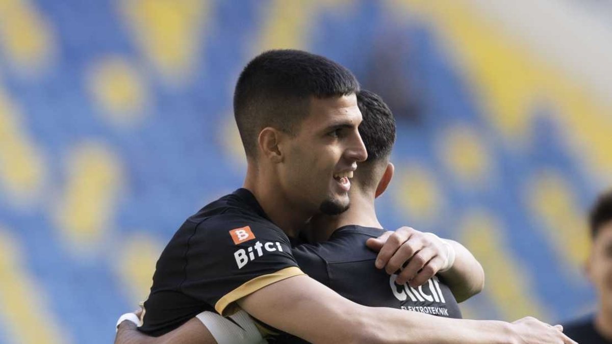 Bursaspor’a yeni golcü