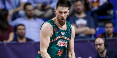 Banvit, Vidmar ile 2 yıl uzattı