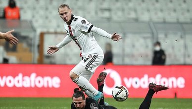 Domagoj Vida’nın menajerinden Beşiktaş’a mesaj!
